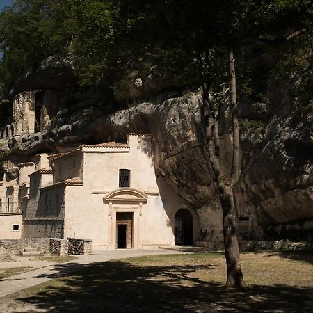 Albergo Parco Della Maiella Sant'Eufemia a Maiella Luaran gambar
