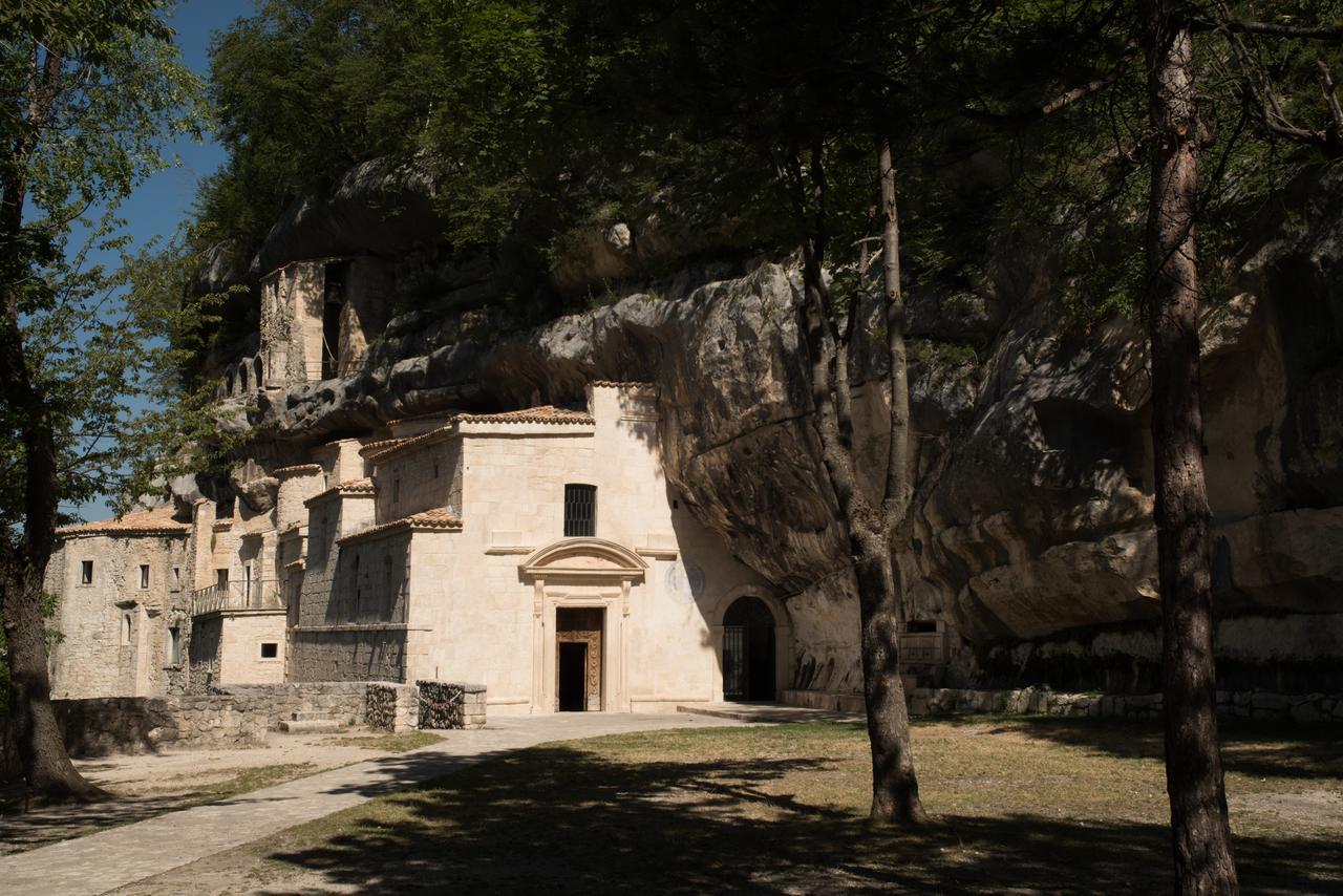Albergo Parco Della Maiella Sant'Eufemia a Maiella Luaran gambar